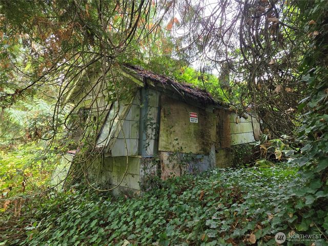 22123 NE 170th Place, Woodinville, WA 98077