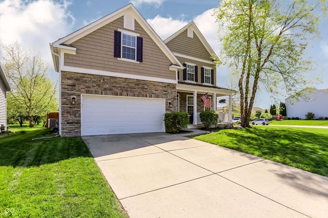 6121 Golden Eagle Drive, Zionsville, IN 46077