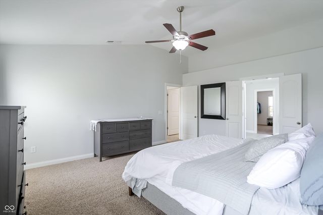 6121 Golden Eagle Drive, Zionsville, IN 46077