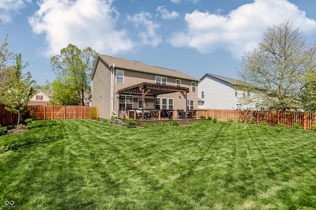 6121 Golden Eagle Drive, Zionsville, IN 46077