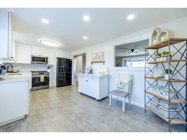 541 DURHAM Ave, Eugene, OR 97404