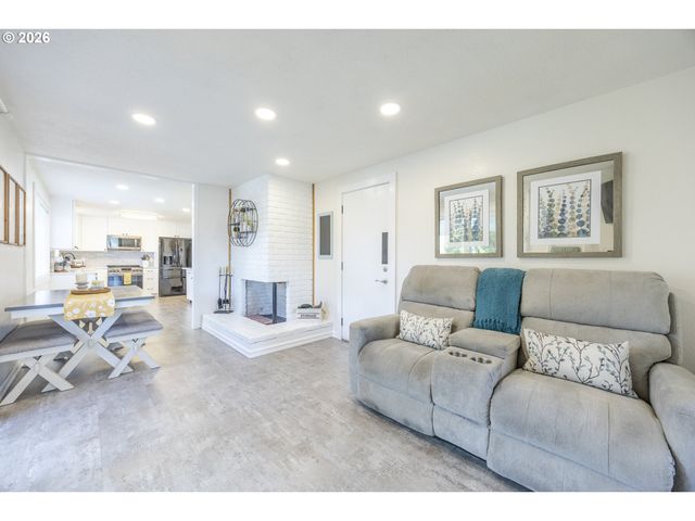 541 DURHAM Ave, Eugene, OR 97404