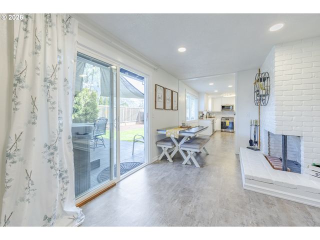 541 DURHAM Ave, Eugene, OR 97404