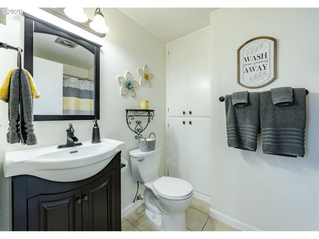 541 DURHAM Ave, Eugene, OR 97404