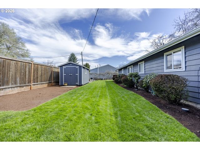 541 DURHAM Ave, Eugene, OR 97404