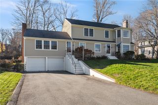 94 Abbott Run Valley Road, Cumberland, RI 02864