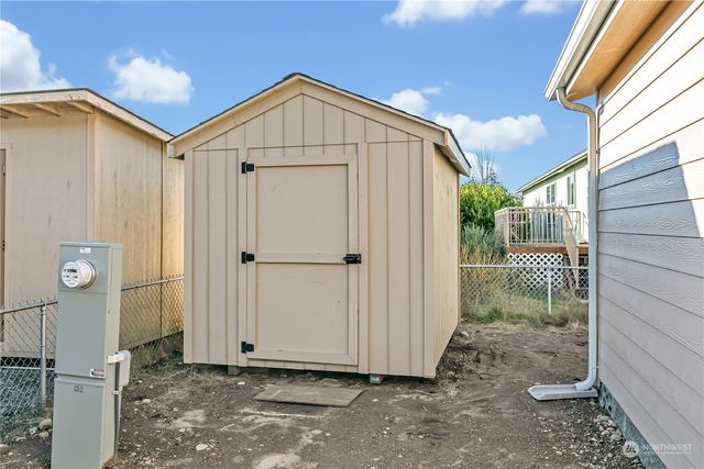 1111 Archwood Drive SW #327, Olympia, WA 98502