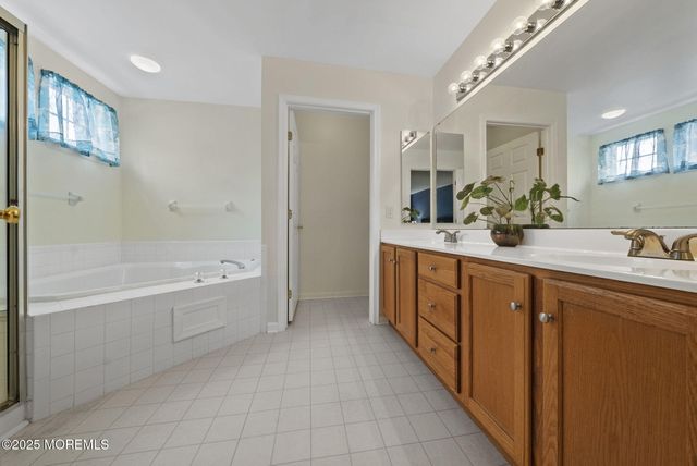 10 Butternut Lane, Bayville, NJ 08721