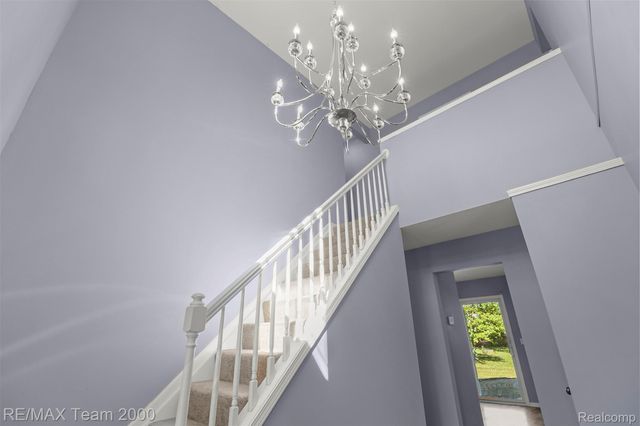 45225 Yorkshire Drive, Novi, MI 48375