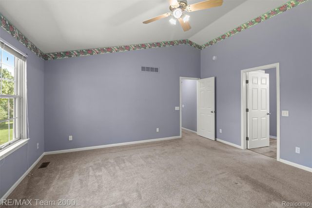 45225 Yorkshire Drive, Novi, MI 48375