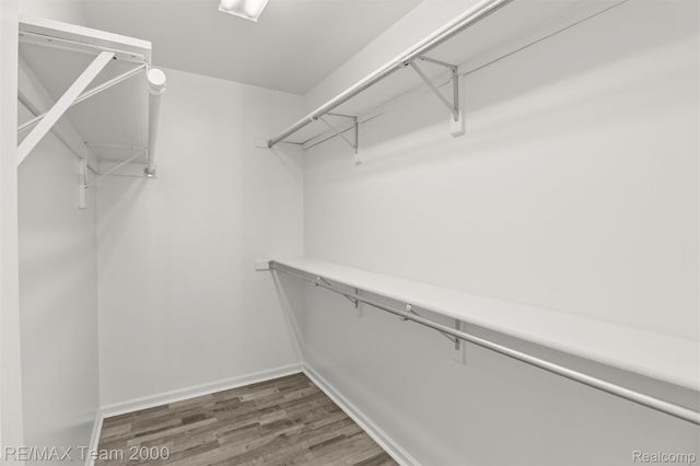 45225 Yorkshire Drive, Novi, MI 48375