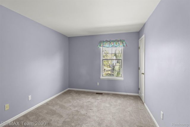 45225 Yorkshire Drive, Novi, MI 48375