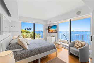 200 SE 15th Rd 5D, Miami, FL 33129