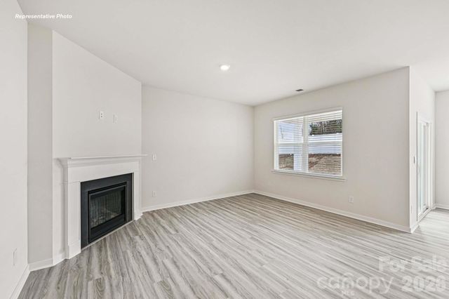 471 Dazzle Loop, Newton, NC 28658