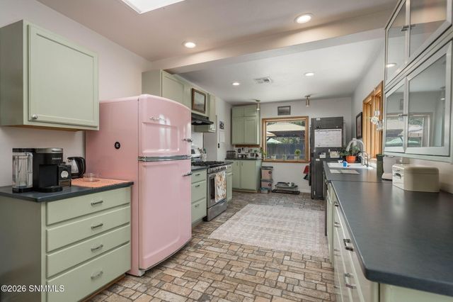 3305 East Street, Las Cruces, NM 88005