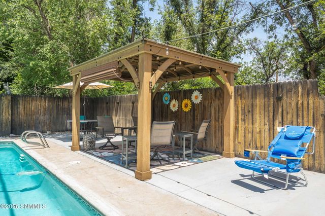 3305 East Street, Las Cruces, NM 88005