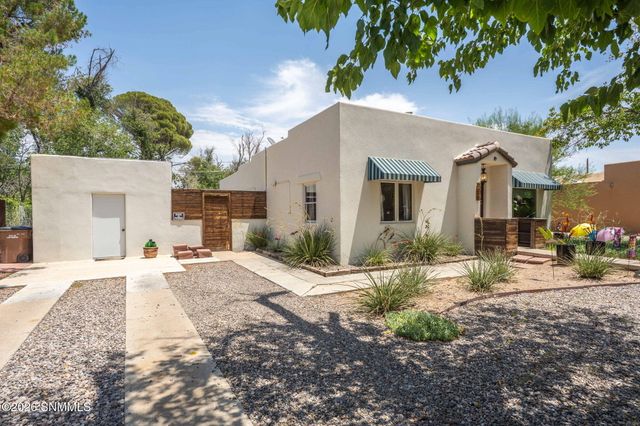 3305 East Street, Las Cruces, NM 88005