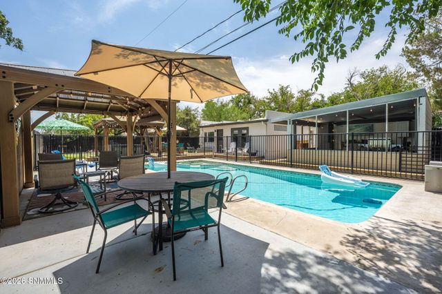 3305 East Street, Las Cruces, NM 88005