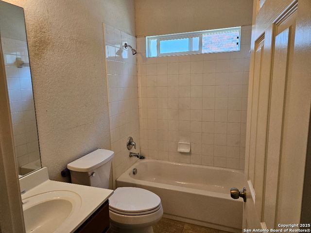 5334 Lowry Peterson, San Antonio, TX 78227