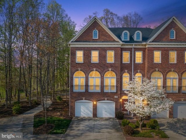 47772 SCOTSBOROUGH SQ, Potomac Falls, VA 20165