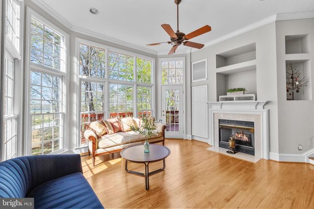 47772 SCOTSBOROUGH SQ, Potomac Falls, VA 20165