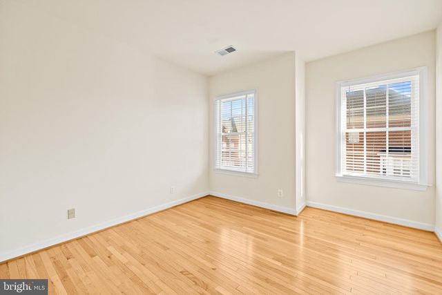 47772 SCOTSBOROUGH SQ, Potomac Falls, VA 20165