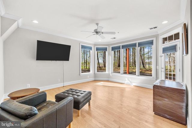 47772 SCOTSBOROUGH SQ, Potomac Falls, VA 20165