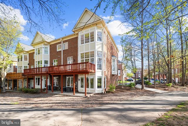 47772 SCOTSBOROUGH SQ, Potomac Falls, VA 20165
