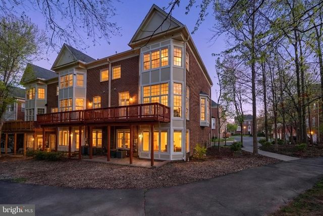 47772 SCOTSBOROUGH SQ, Potomac Falls, VA 20165