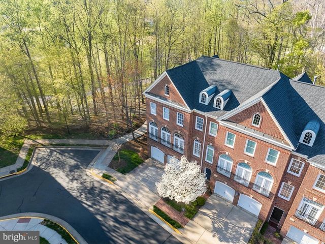 47772 SCOTSBOROUGH SQ, Potomac Falls, VA 20165