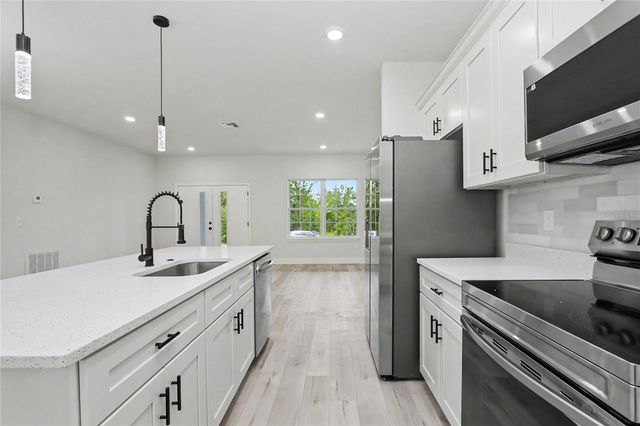 7945 N IBSEN DRIVE, Citrus Springs, FL 34433