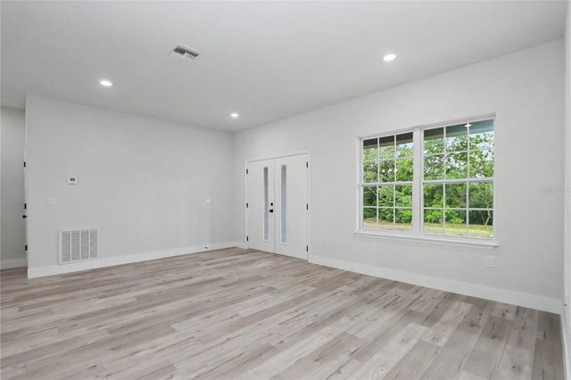 7945 N IBSEN DRIVE, Citrus Springs, FL 34433