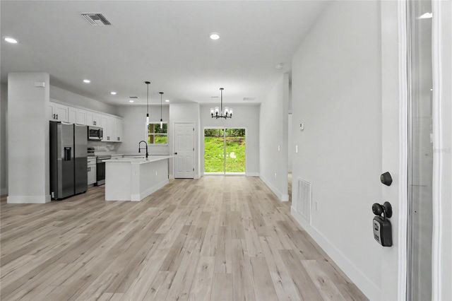 7945 N IBSEN DRIVE, Citrus Springs, FL 34433
