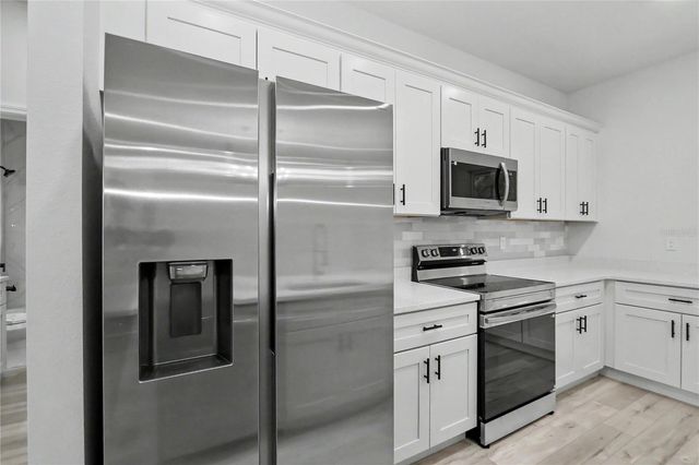 7945 N IBSEN DRIVE, Citrus Springs, FL 34433
