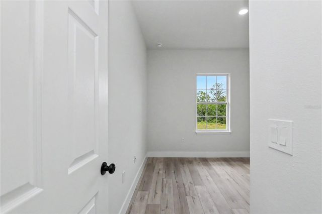 7945 N IBSEN DRIVE, Citrus Springs, FL 34433