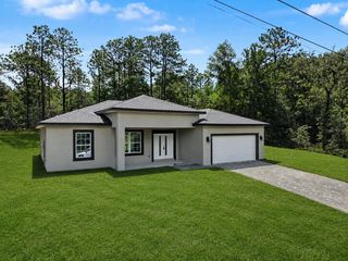 7945 N IBSEN DRIVE, Citrus Springs, FL 34433