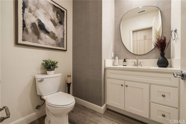 110 Nest Pine, Irvine, CA 92602
