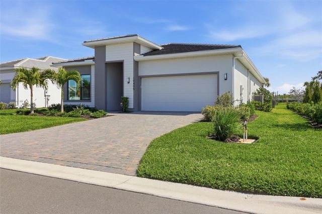 19406 INDIAN ROCK PLACE, Lakewood Ranch, FL 34211