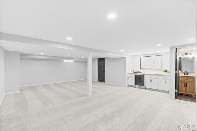 7171 White Oak Lane, University City, MO 63130