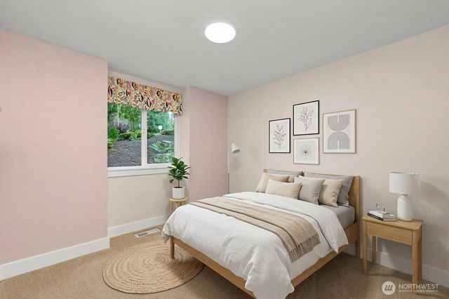 22706 NE 12th Place, Sammamish, WA 98074