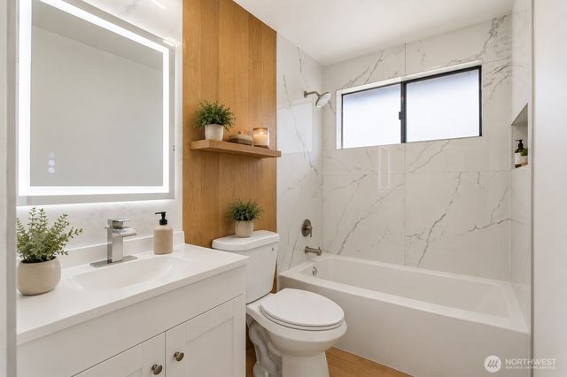853 S 306th Street, Federal Way, WA 98003