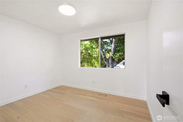 853 S 306th Street, Federal Way, WA 98003
