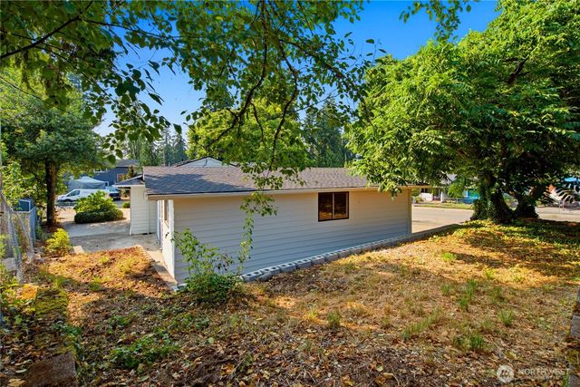 853 S 306th Street, Federal Way, WA 98003