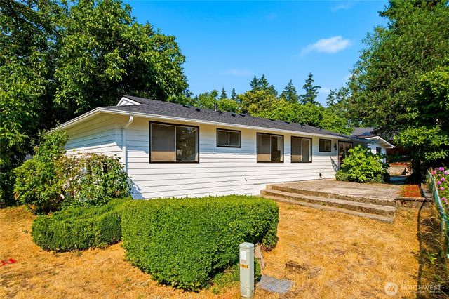 853 S 306th Street, Federal Way, WA 98003