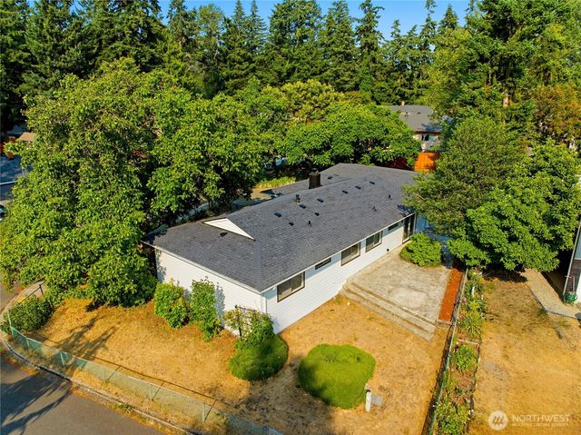 853 S 306th Street, Federal Way, WA 98003