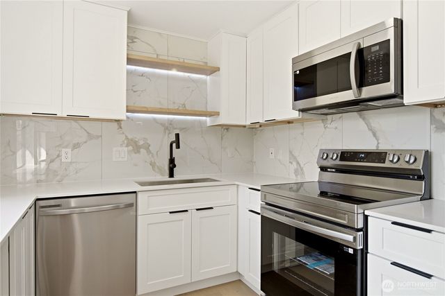 853 S 306th Street, Federal Way, WA 98003