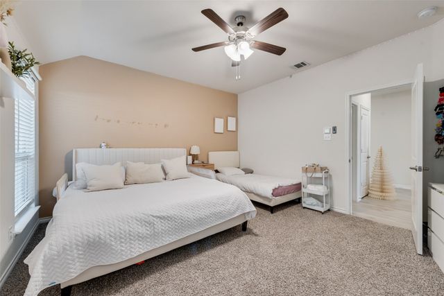 10501 Fountain Gate Street, Aubrey, TX 76227