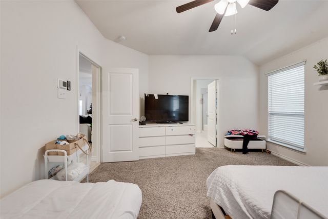 10501 Fountain Gate Street, Aubrey, TX 76227