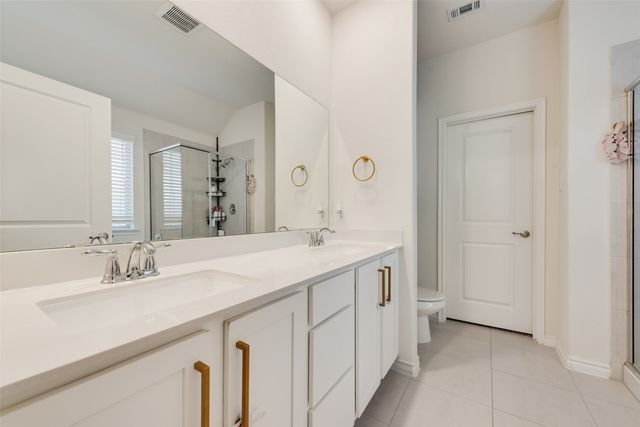 10501 Fountain Gate Street, Aubrey, TX 76227