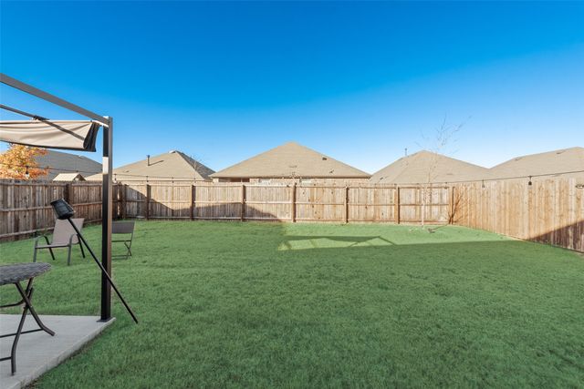 10501 Fountain Gate Street, Aubrey, TX 76227